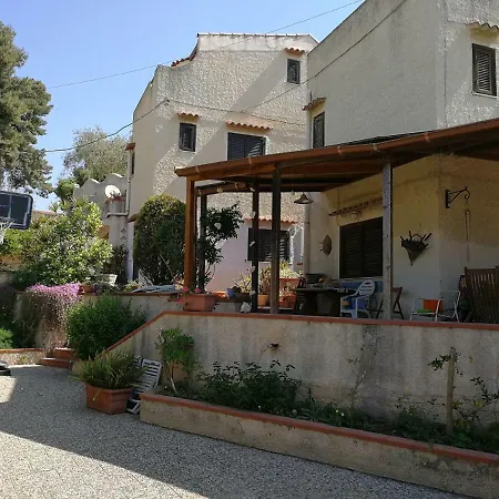 Casa Di Carlo Vakantiehuis